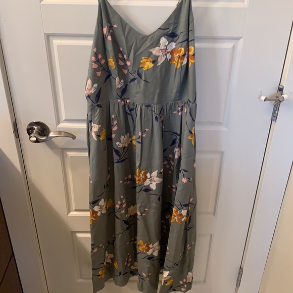 Midi floral dress - Picture 1 of 2